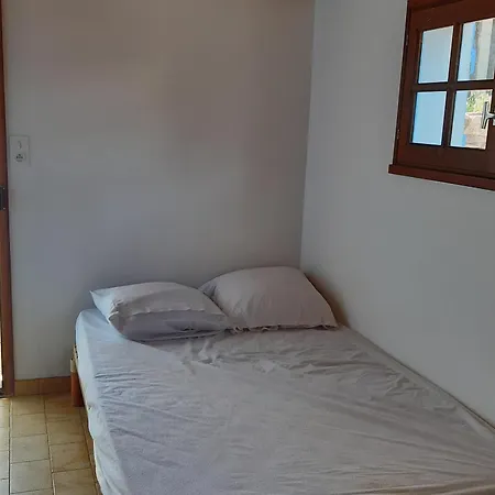 Hébergement de vacances Maison Spacieuse Pour 9 Pers, Vue Mer, à - Fr-1-823-29